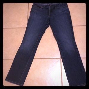 Levi’s straight leg jean